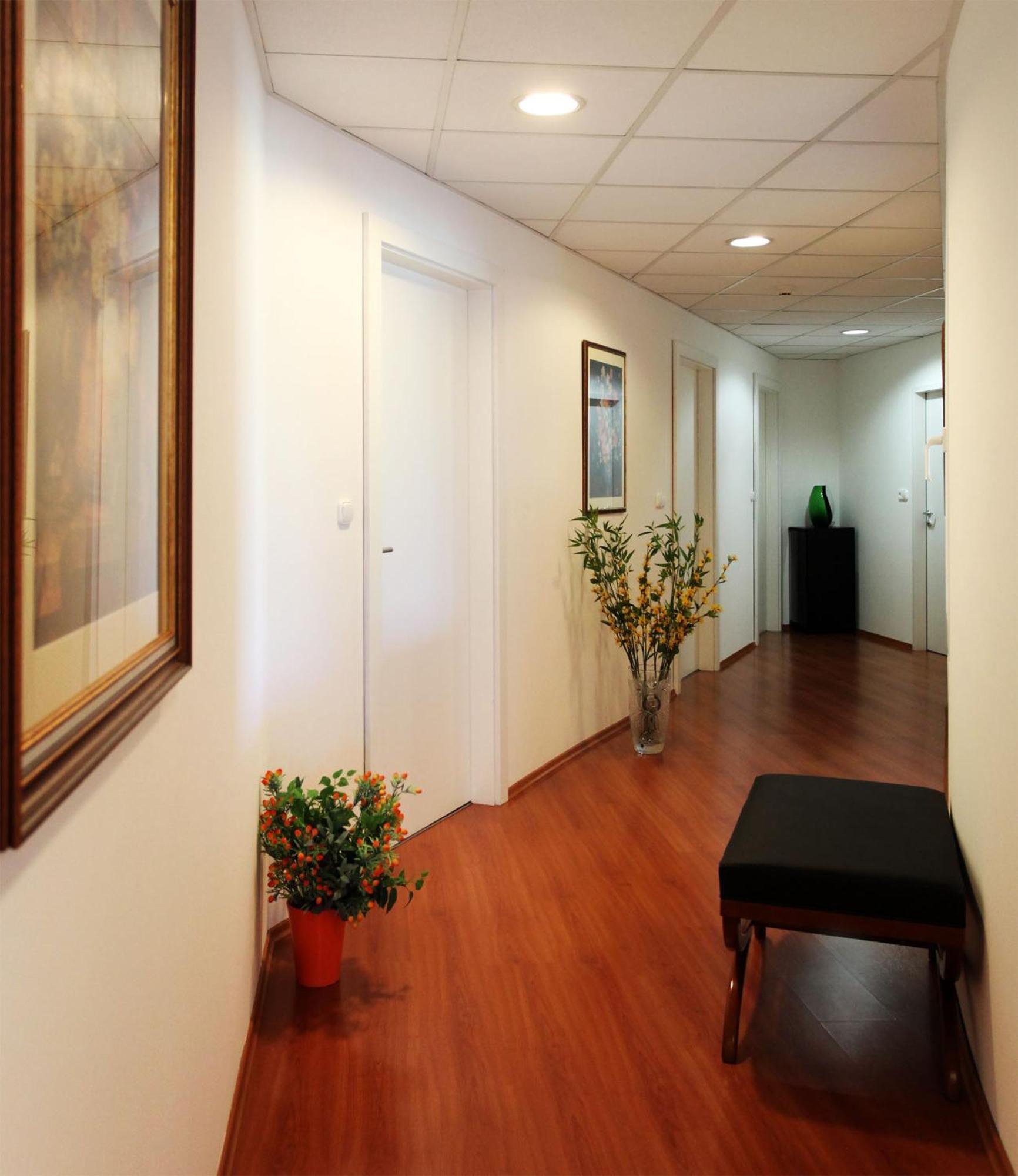 Sos Motel Hatvan Bagian luar foto