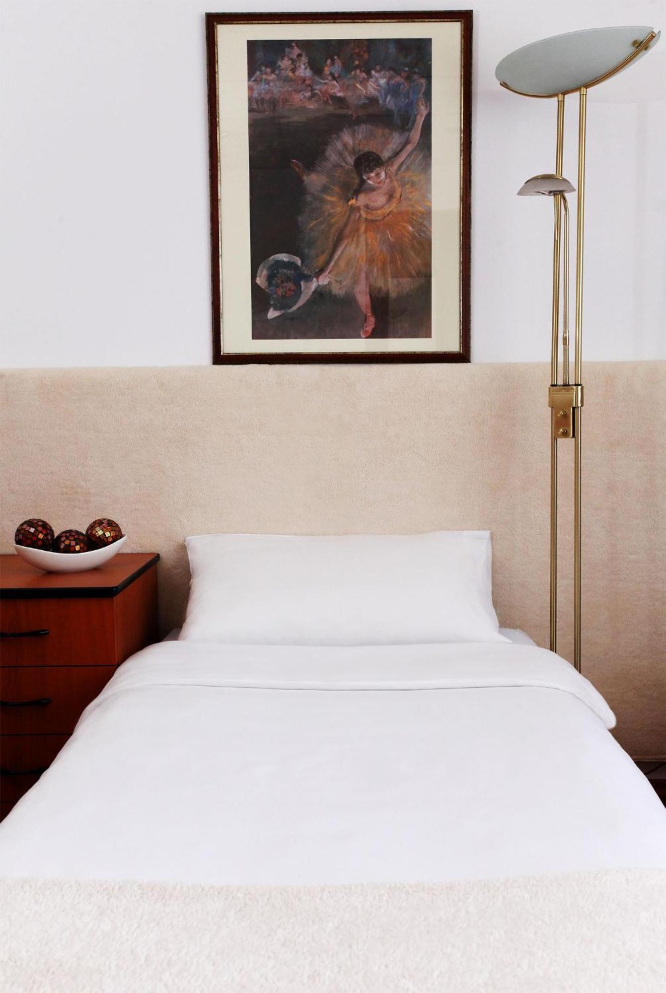 Sos Motel Hatvan Bagian luar foto