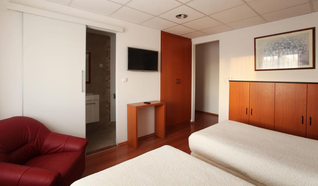 Sos Motel Hatvan Ruang foto